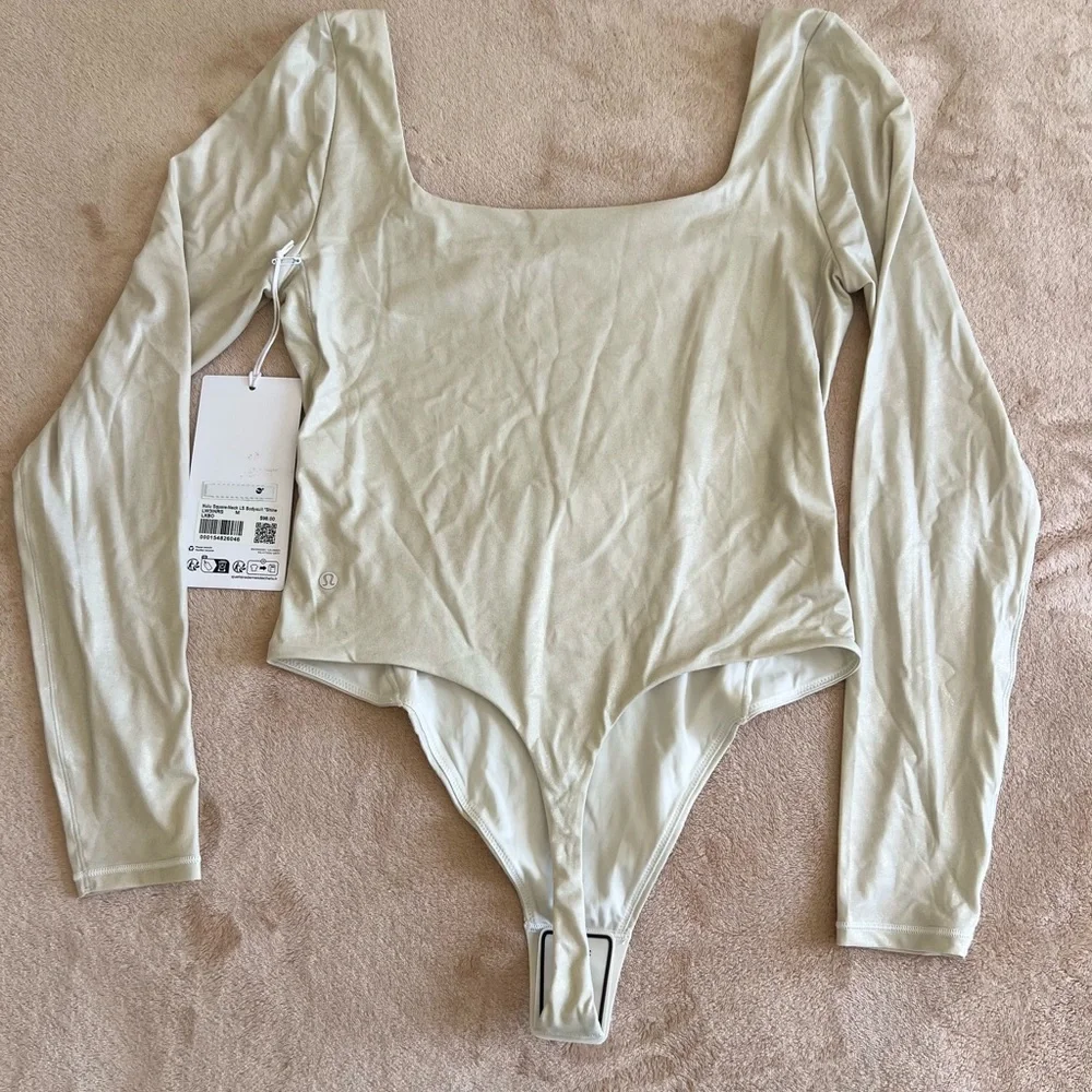 Lululemon Wundermost Ultra-Soft Nulu Square-Neck LS Bodysuit *Shine - Picture 2 of 3